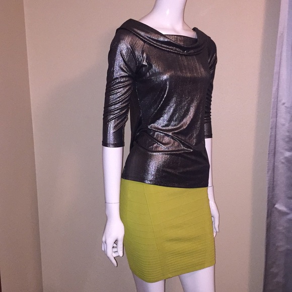 NWOT, City Streets, Women blouse size S - Picture 2 of 4